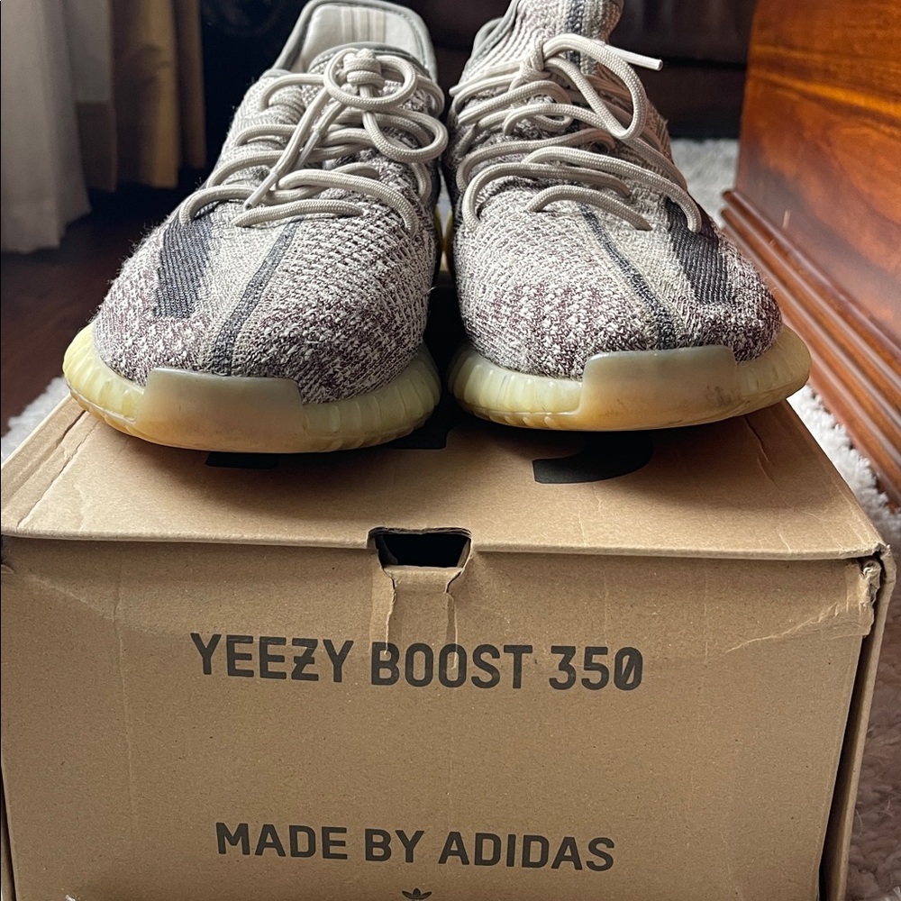 Adidas Yeezy Boost 350 V2 - Brown and Cream 14.5 - Picture 4 of 6
